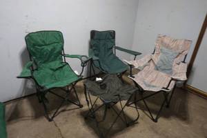 lot 161 image: 3 folding lawn chair and 1 folding table lot
