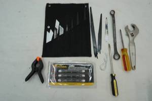 lot 186 image: hardware lot