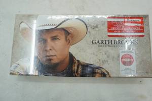 lot 191 image: Garth Brooks 10 Disc Set NEW IN PACKAGE