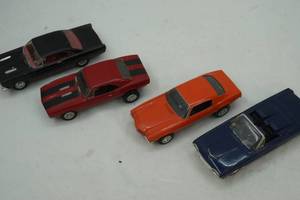 lot 259 image: Ford Model cars