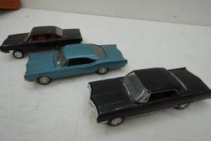 lot 260 image: Buick & Oldsmobile Model Car Lot