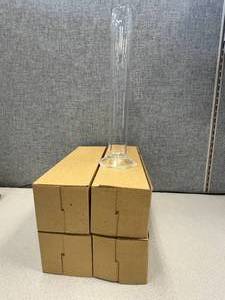 lot 58 image: 4 - 500ml Graduated Cylinders