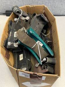 lot 66 image: Assorted Box of Wall Tube Clamps