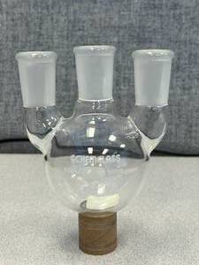 lot 76 image: 250ml 3 Neck Flask, 2440 Joint