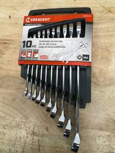 lot 46 image: Crescent SAE 10 Piece Combination Wrench Set Model # CCWS2-05