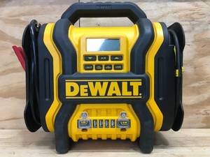 lot 36 image: DeWalt Power Inverter Model # DXAEPS14