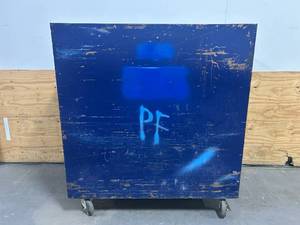 lot 108 image: Large ConstructionJob Box