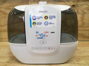 lot 40 image: Total Comfort Ultrasonic Humidifier With UV-C Technology