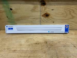lot 101 image: GE Direct Wire Bar 24-in Hardwired LED Under Cabinet Light Bar Light