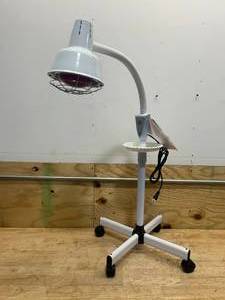 lot 29 image: Infrared Light,275W Red Near Infrared Heat Lamp for Relieve Joint Pain and Muscle Aches,Adjustable Red Light Standing Lamp