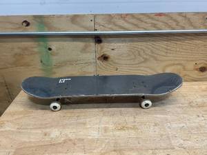 lot 161 image: BRAILLE Pro Skateboard