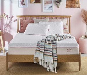 lot 3A image: Nue King 10 Cooling Gel Memory Foam Mattress