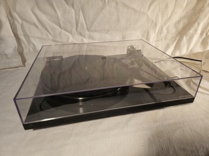 Riga RP8 Turntable with Dynavector DV-20X/2 Phono Cartridge