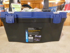 Mint Craft 16 Plastic Toolbox