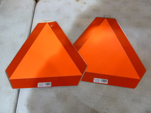 2 Slow Signs