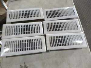 6 White Plastic Floor Vents