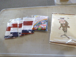 US and Minnesota Flags