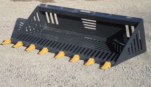 lot 24 image: LandHonor 72 Skid Steer Rock Bucket