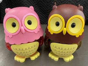 lot 21 image: Set of 2 Owl Candy Containers with Juicy Jelly Chew Candy