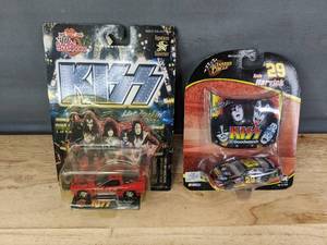 lot 91 image: KISS Hot Rockin Steel Die Cast Car and Kiss 29 Kevin Harvick Car