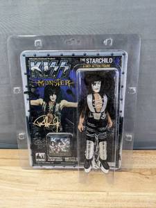 lot 89 image: Vintage KISS Monster 8 Action Figures Series 4 The Starchild