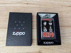 lot 7 image: KISS Dynasty Zippo Lighter