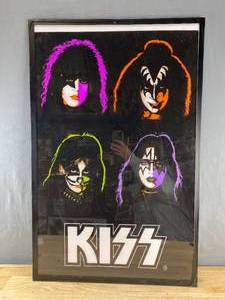 lot 208 image: 23 x 36 KISS Poster