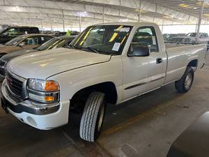 2003 GMC Sierra 1500 SLE Regular Cab 2WD