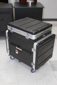 New Gator Molded Hard-Sided 12U Top 10U Side Mobile Audio Console Rack / Case with Casters