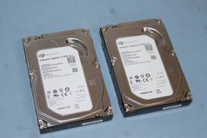 lot 70 image: Pair of Seagate Enterprise Capacity 3.5 HDD Computer 1TB SATA Harddrives  Hard Drives