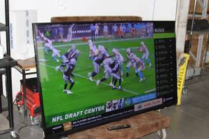lot 72 image: Sharp LC-80LE661U Aquos Commercial Full HD 80 LED 1080p Smart TV  Television  Display  Monitor with HDMI and Power Cables