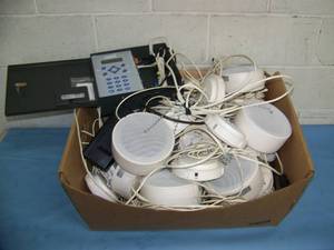 lot 129 image: LogiSon Acoustic Network Pro Audio Sound Masking Network with Controller Cables and Speakers