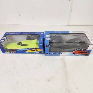 Lot Of Two New Water Remote Control Toys Bright Green Boat And Black Jet Ski