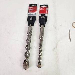 Lot Of Two New Milwaukee Drill Bits Concrete 1 x 10 2 Cutter Carbide Tip 48-20-7080 And Spline Bit 48-20-4062