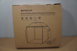 lot 38 image: Puluz Folding Studio Shooting Tent Soft Box