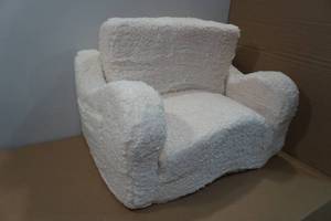 lot 48 image: Plush Kids Fold Out BedSofa Chair -Off White