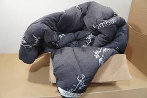 lot 53 image: Bedlore Bamboo King Mattress Topper