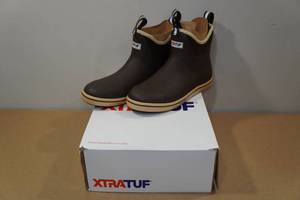 lot 111 image: Xtratuf Mens 6 Ankle Deck Boots -Size 9