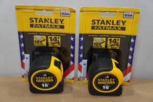 lot 113 image: 2 Stanley FatMax 14 Tape Measures