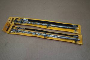 lot 115 image: 2 DeWalt 12 Hammer Drill Bits