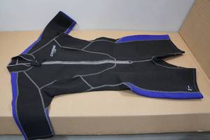 lot 144 image: Cressi Lido Womens 2mm Wetsuit -L4