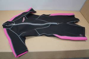 lot 145 image: Cressi Lido Womens 2mm Wetsuit -S2