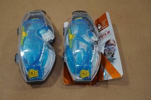 lot 152 image: 2 Aqua Sphere Vista Jr Masks
