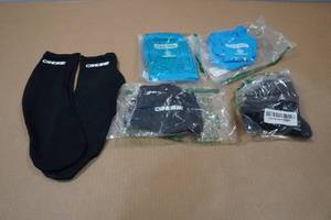 lot 153 image: 5 Cressi Fin Socks