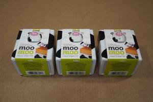lot 156 image: 3 Moo Moo Cheese Singles Pods
