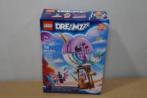 lot 173 image: Lego Dreamz Hot Air Balloon Building Set