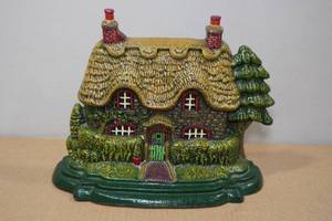 lot 203 image: Vintage Cast Iron Door Step