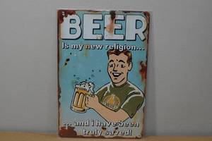 lot 213 image: Novelty Metal Sign -Beer