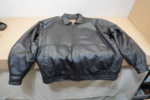 lot 234 image: Windbreaker Leather Jacket -2X Tall