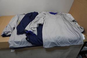 lot 263 image: 3 Reversable Hockey Jerseys